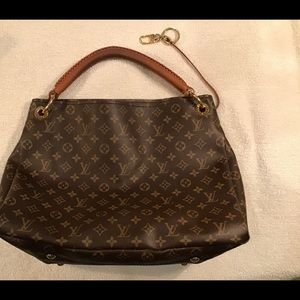 Louis Vuitton Artsy MM Monogram